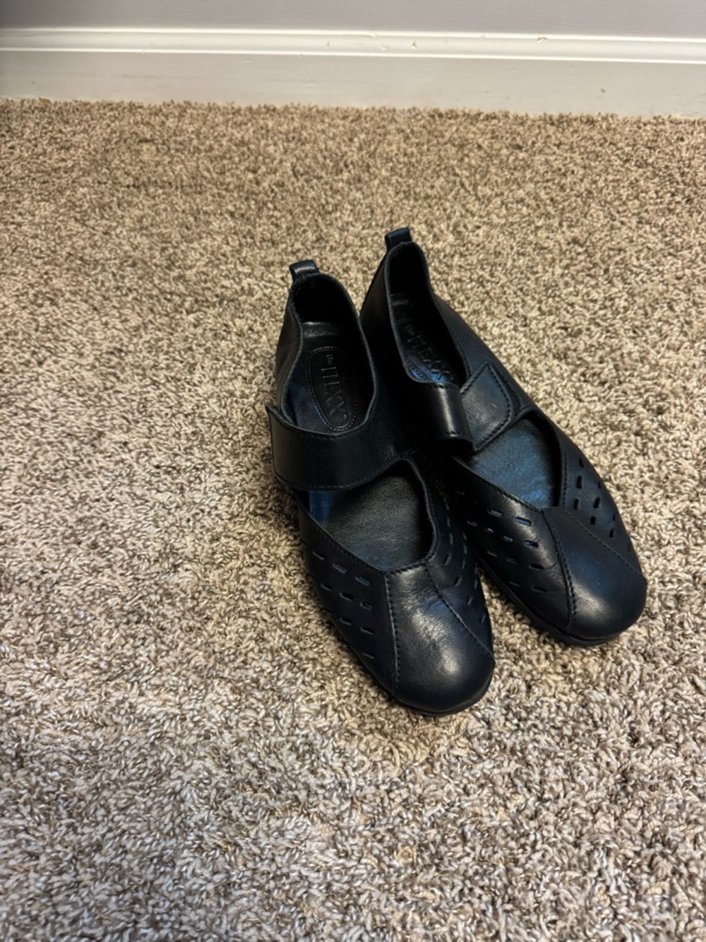THE FLEXX Black Leather Mary Jane Slip-On Shoes
